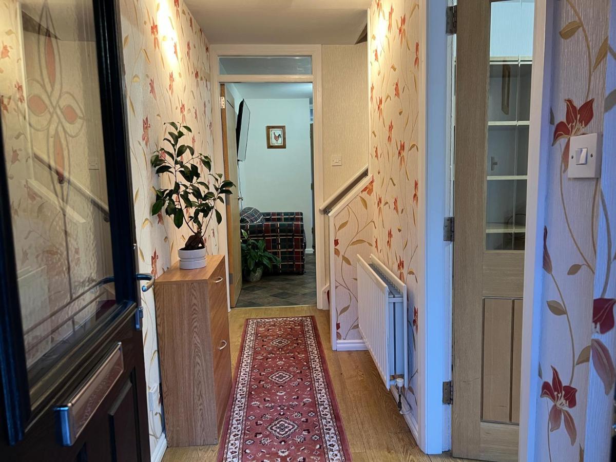 3 Bedroom House Near City Centre เบลฟาสต์ ภายนอก รูปภาพ